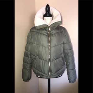 Women’s puffy coat